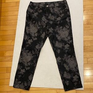 LINEA DOMANI Black & Gray Floral Print Straight Leg Pants Size 8